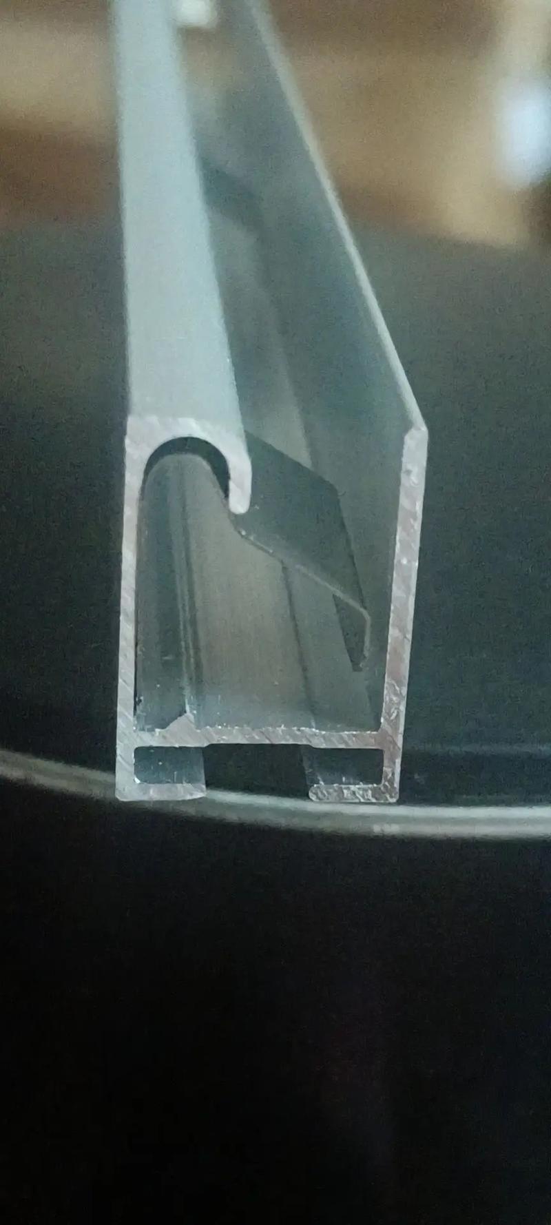 铝合金高端挂轴系列展示图 精湛工艺与豪华质感的完美结合